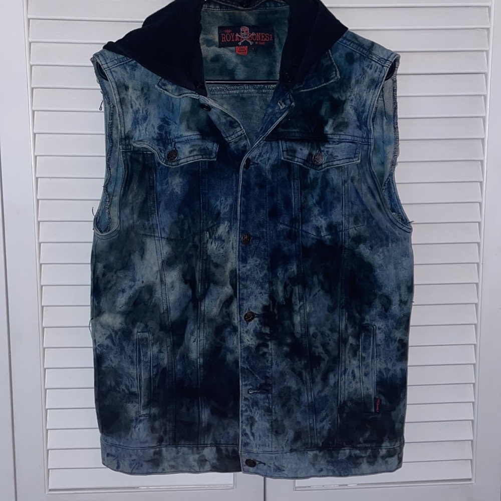 DARK ACID WASH DENIM VEST